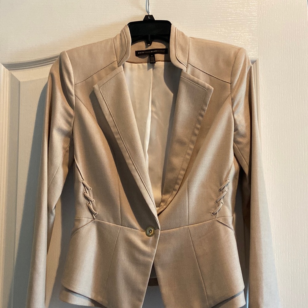 Antonio Melani beige blazer